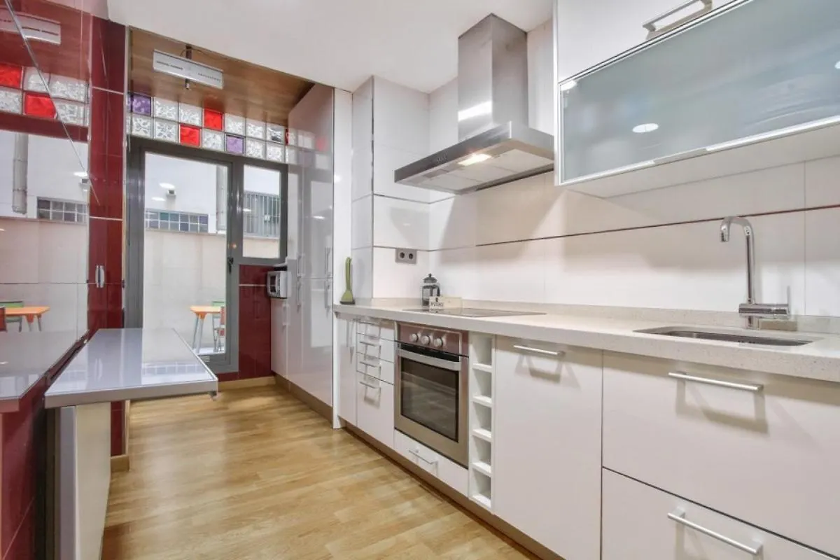 Apartamento En Primera Linea De Playa En Malaga 0*,
